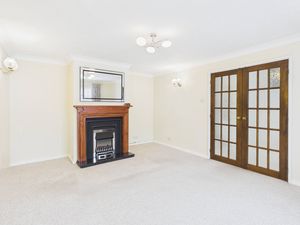Living Room- click for photo gallery